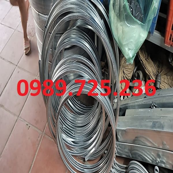 vong sat tron sat inox my thuat