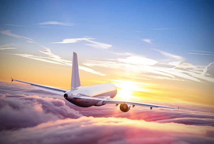 airplane ()